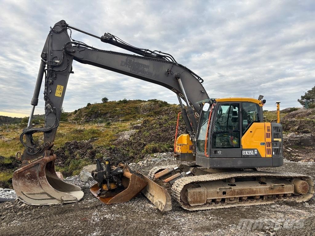 Volvo ECR 235 E Rupsgraafmachines