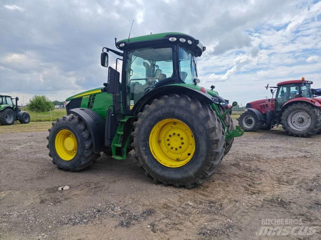 John Deere 7260 R Tractoren
