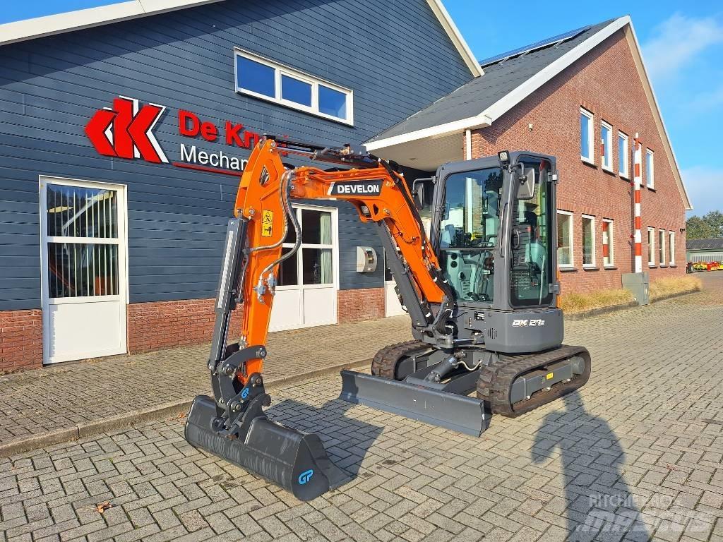Develon DX 27 Z-7 Minigraafmachines < 7t