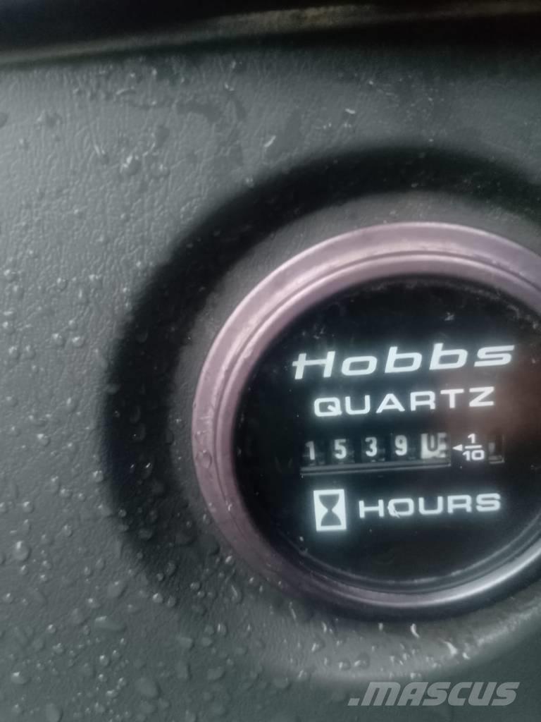 Hyundai 140W-7A Wielgraafmachines