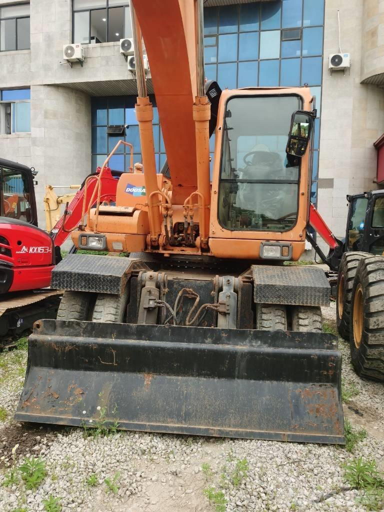 Doosan DH 210 W-7 Wielgraafmachines