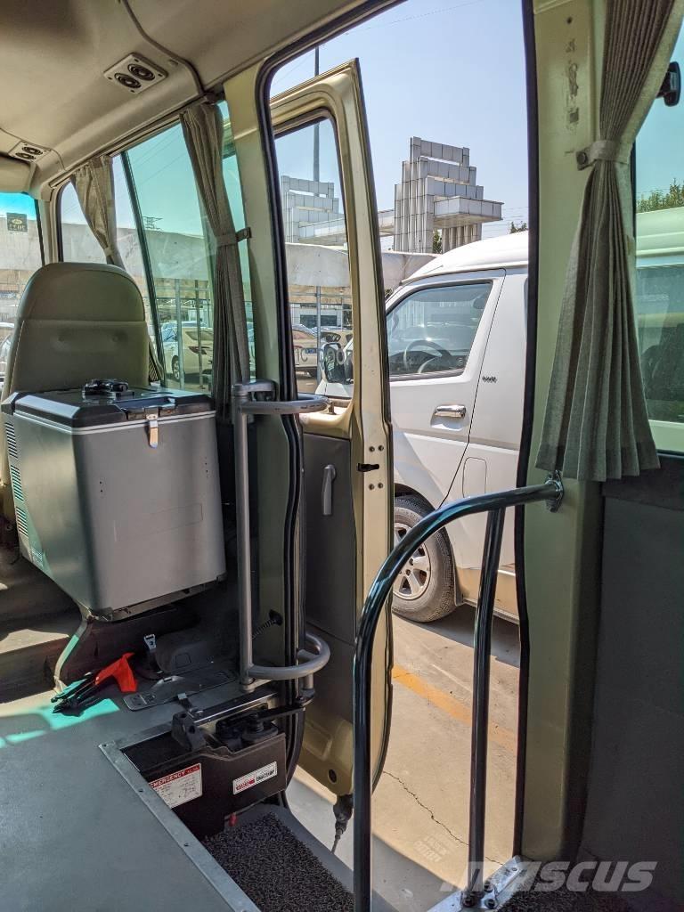 Toyoya Coaster Bus Minibussen
