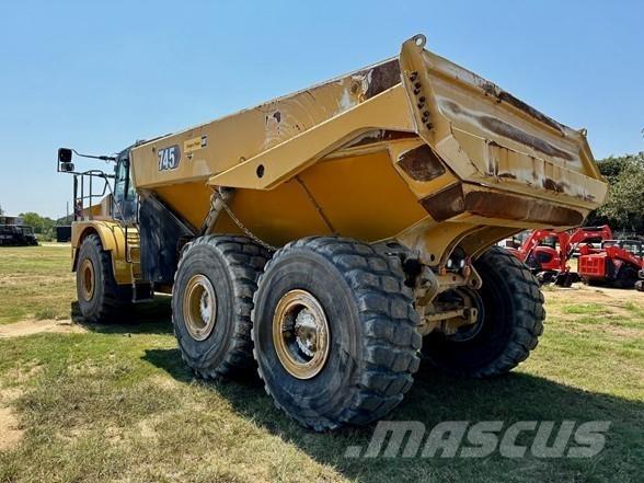 CAT 745 Knik dumptrucks