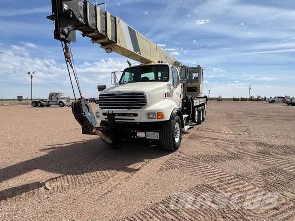 National 1400A Vlakke laadvloer met kraan