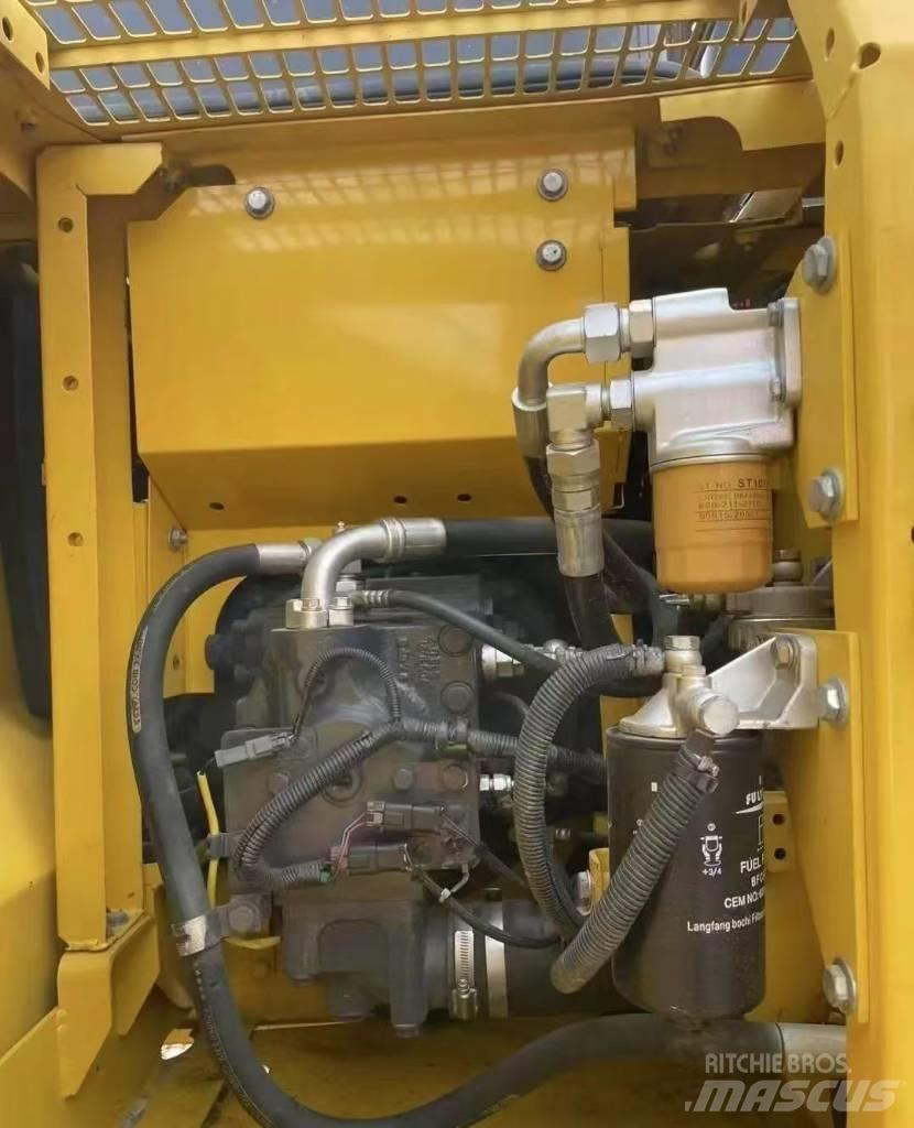 Komatsu PC 130 Rupsgraafmachines