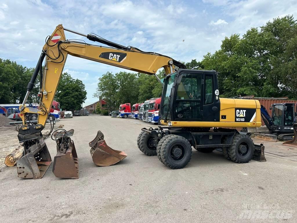 CAT M 316 D Wielgraafmachines