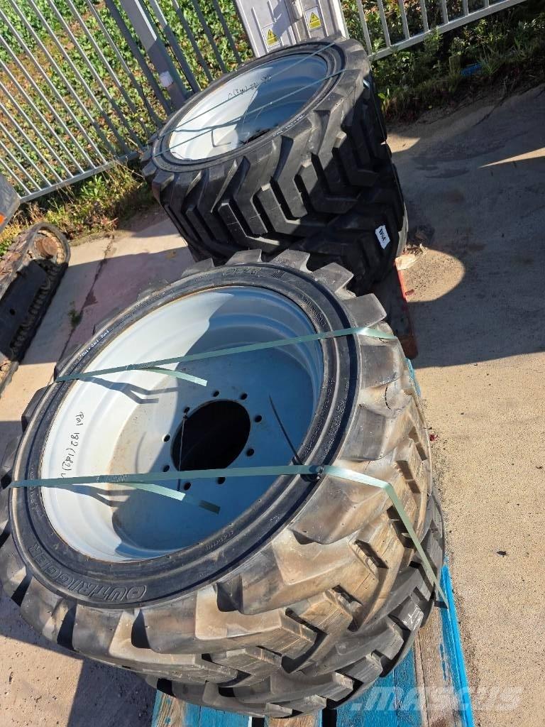 Genie Z 60/34 J Banden, wielen en velgen