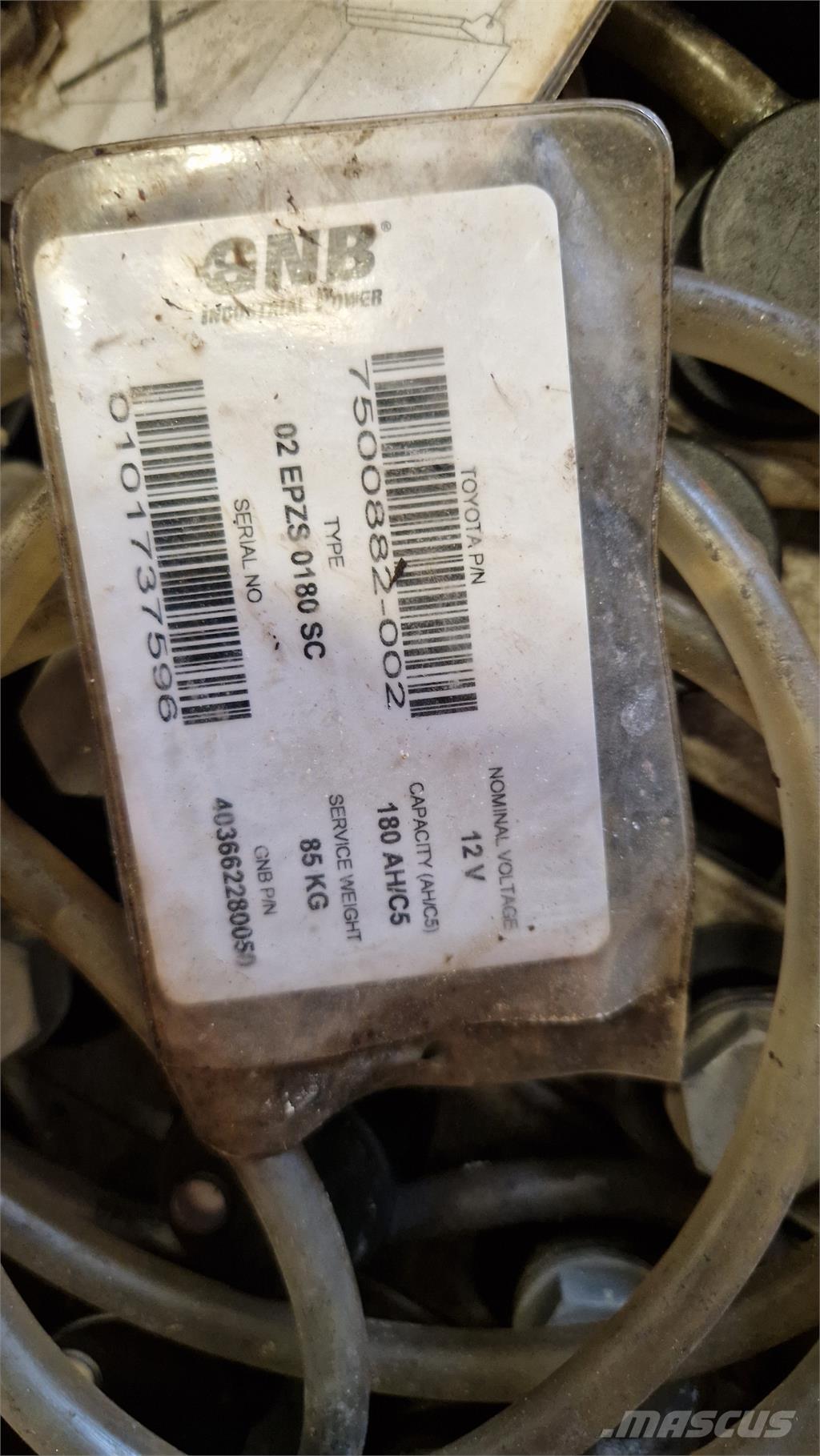 Toyota SWE080L Zelfrijdende stapelaars