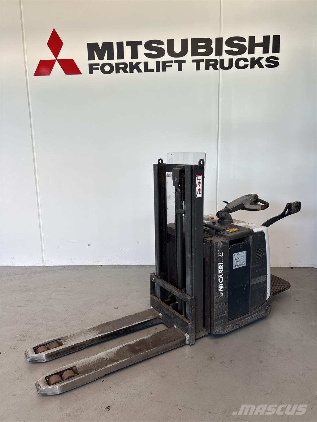 UniCarriers PDP200 Zelfrijdende stapelaars