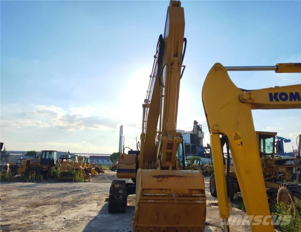 CAT 325 B L Rupsgraafmachines