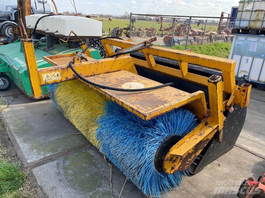 Beco LDB 40-24 Veegmachines