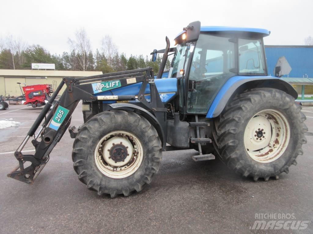 New Holland TM 120 Tractoren