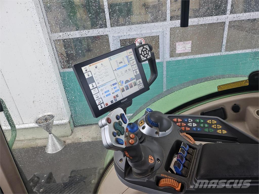Fendt 724 Vario Tractoren