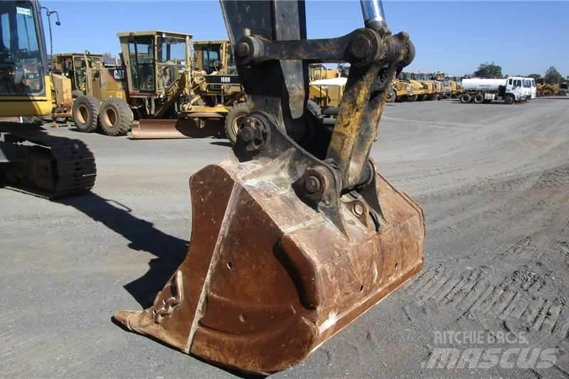 Komatsu PC300-8 Minigraafmachines < 7t