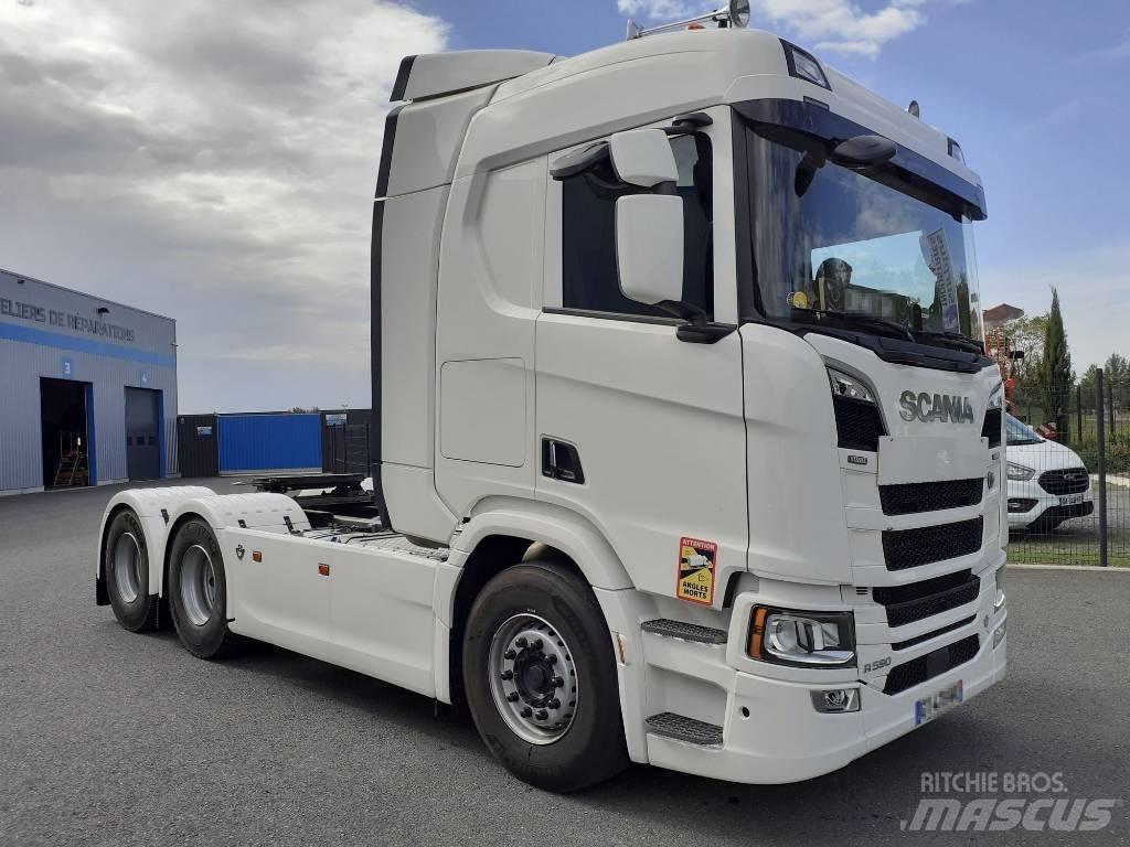 Scania R 590 V8 6x4 Trekkers