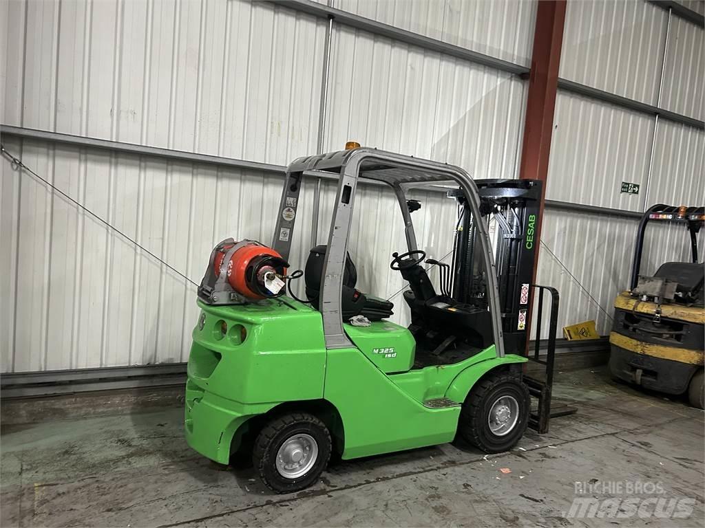 Cesab M325G LPG heftrucks