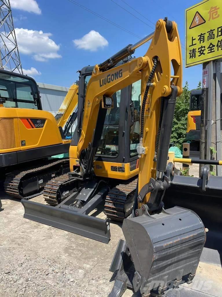 LiuGong 9027 FZTSG4 Rupsgraafmachines