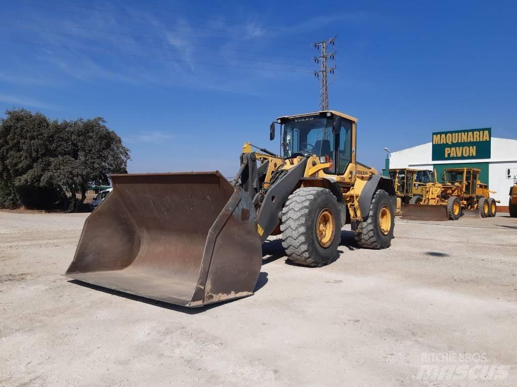 Volvo L 120 F Wielladers