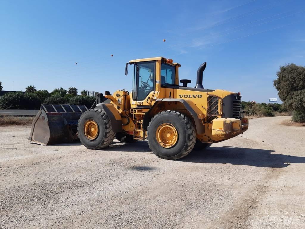 Volvo L 120 F Wielladers