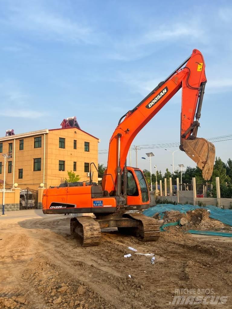 Doosan DX225LC-9C Rupsgraafmachines