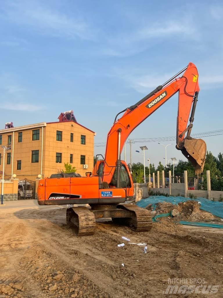 Doosan DX225LC-9C Rupsgraafmachines