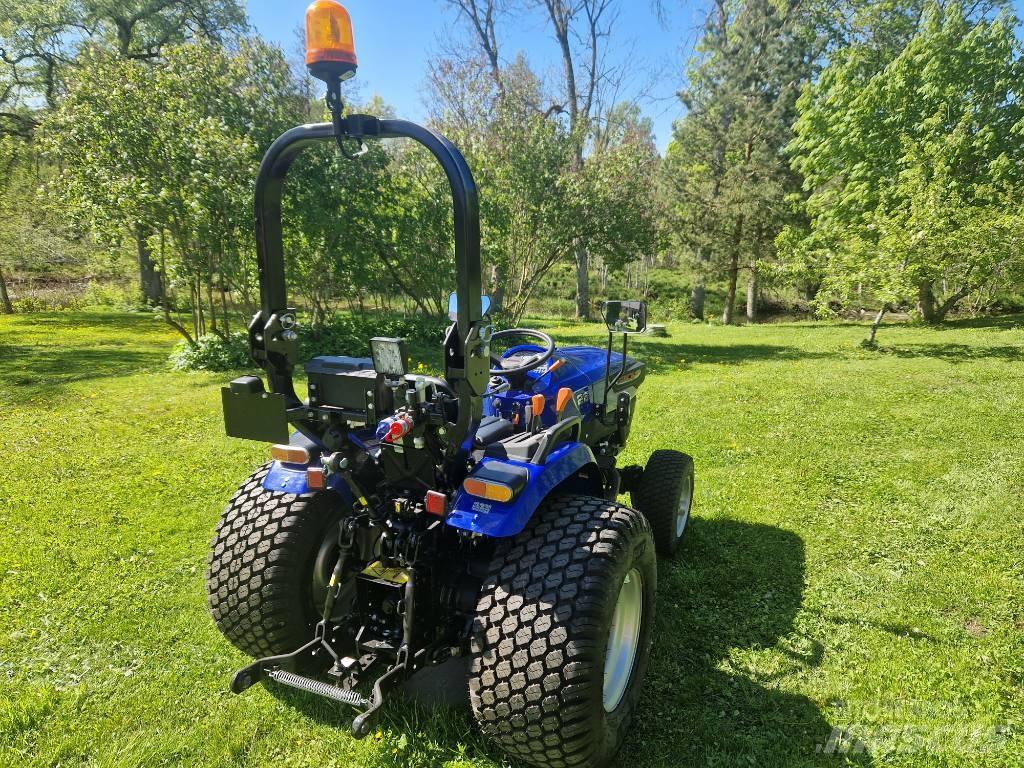 Farmtrac 26 Tractoren
