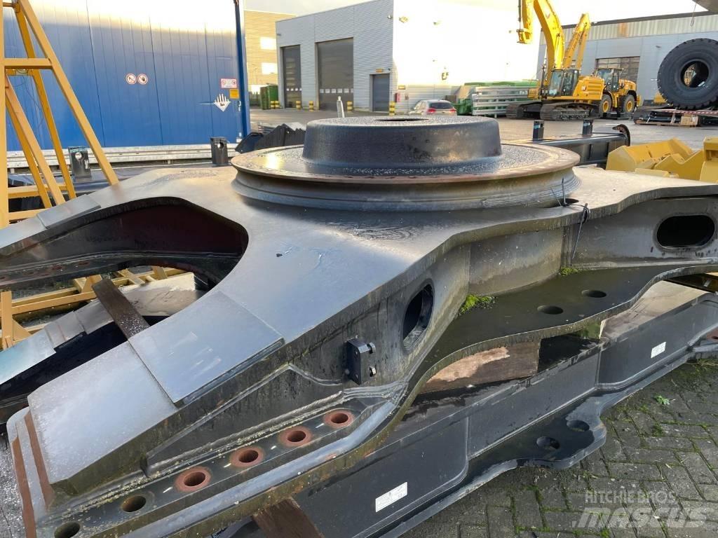 CAT 374 F L Chassis en ophanging