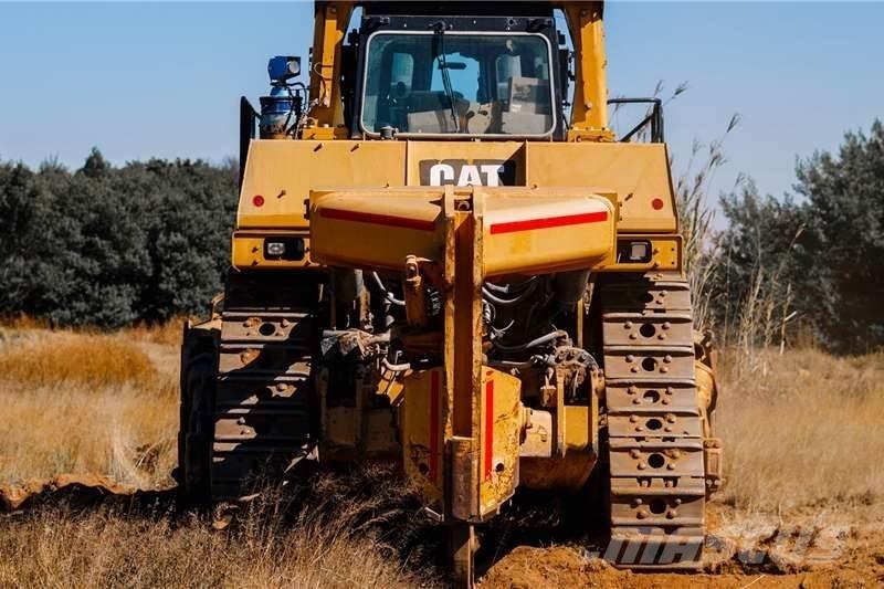 CAT D10T Rupsdozers