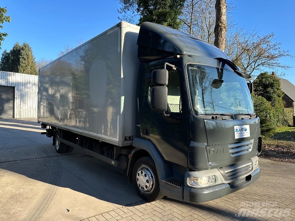 DAF LF 12.220 Bakwagens met gesloten opbouw