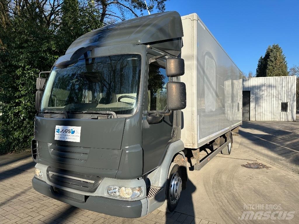 DAF LF 12.220 Bakwagens met gesloten opbouw