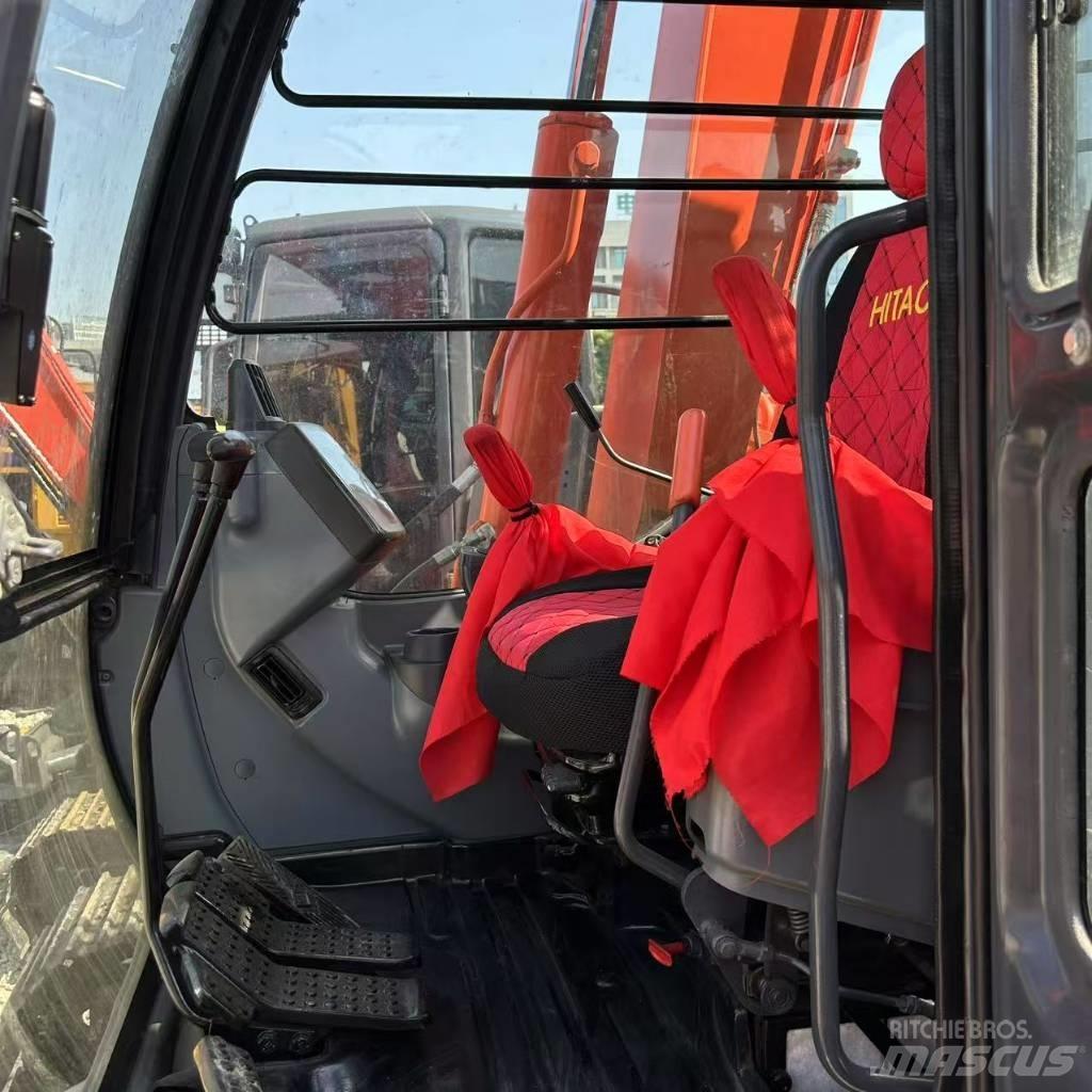 Hitachi ZX 70 Rupsgraafmachines