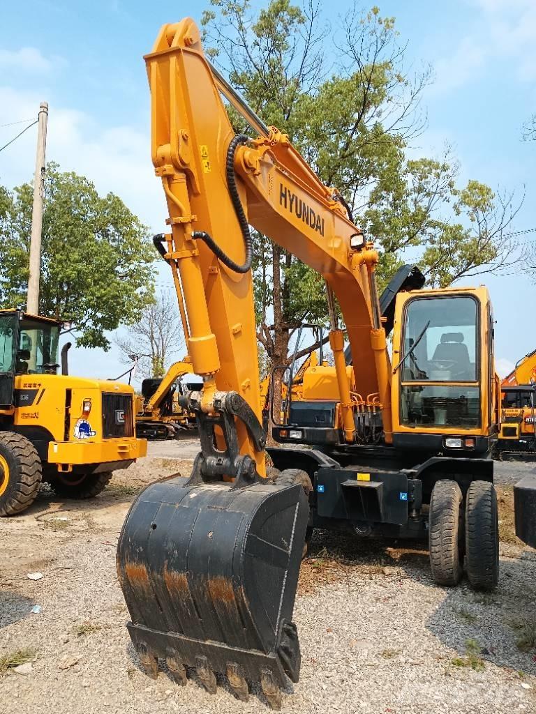Hyundai R150W Wielgraafmachines