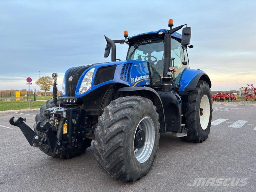 New Holland T8.435 Tractoren
