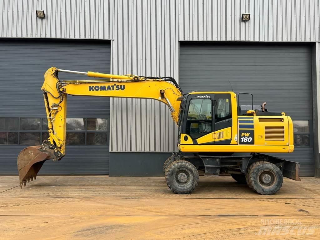 Komatsu PW180-11 Wielgraafmachines