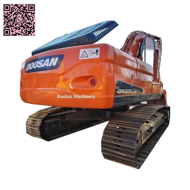 Doosan DX 225 LC Rupsgraafmachines