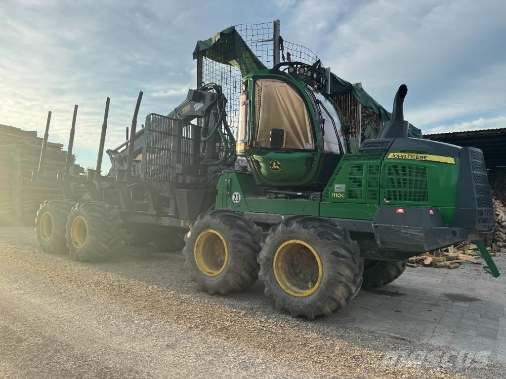 John Deere 1110 G Uitrijwagens