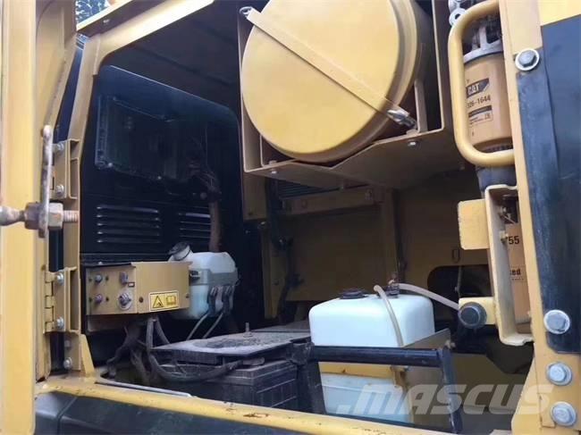 CAT 345 D L Rupsgraafmachines