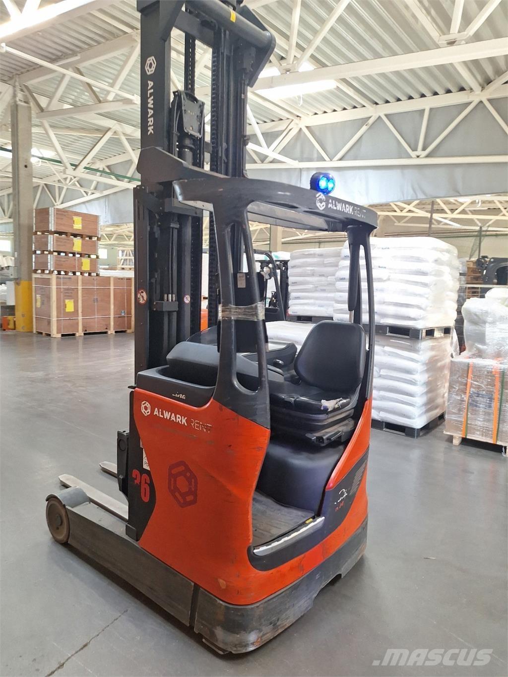 Linde R14 Zelfrijdende stapelaars