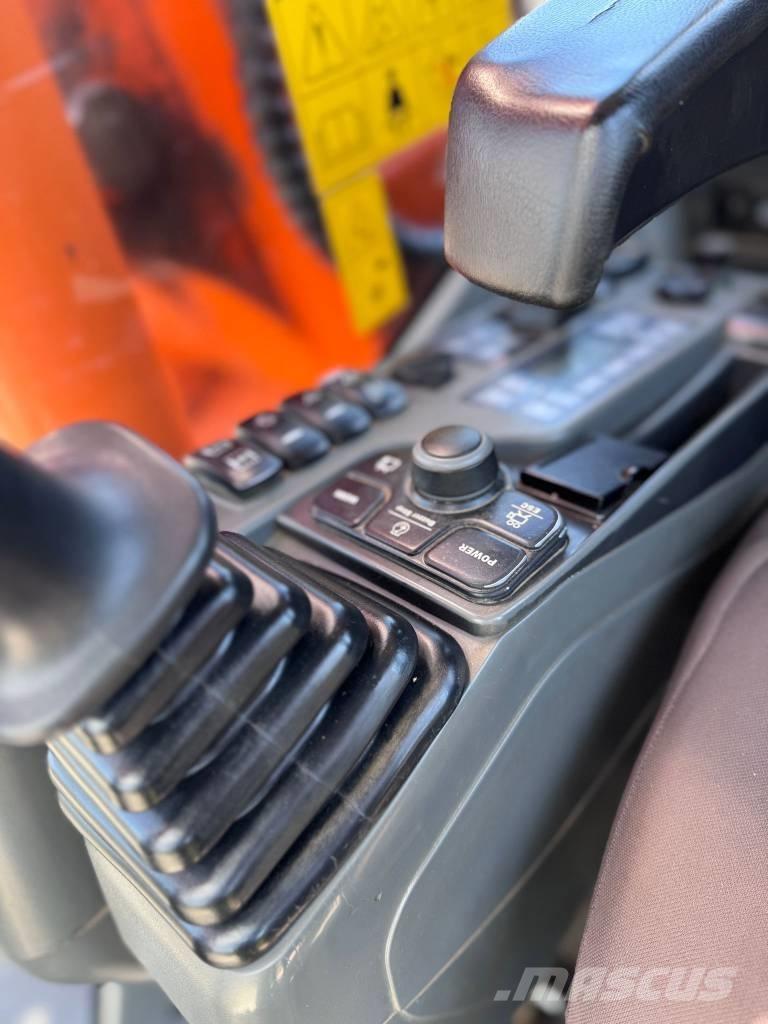 Doosan DX 140 W-3 Wielgraafmachines