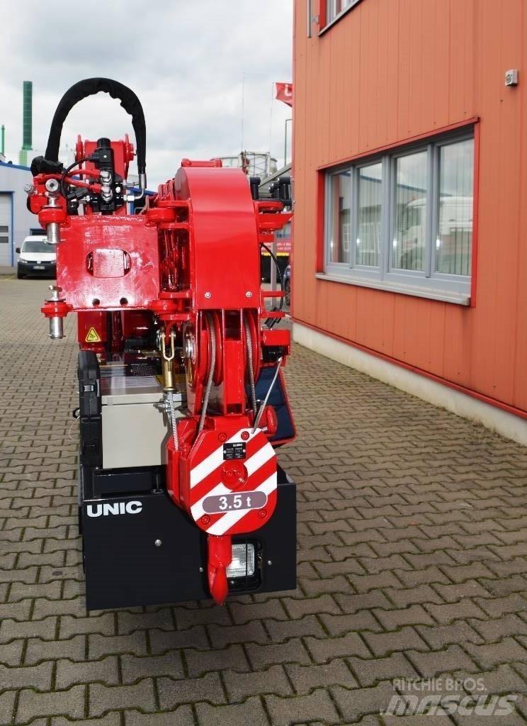 Unic B-350.2V Minikranen