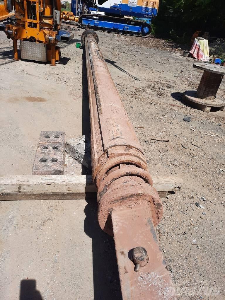 Bauer BG 20 H Zware boorinstallaties