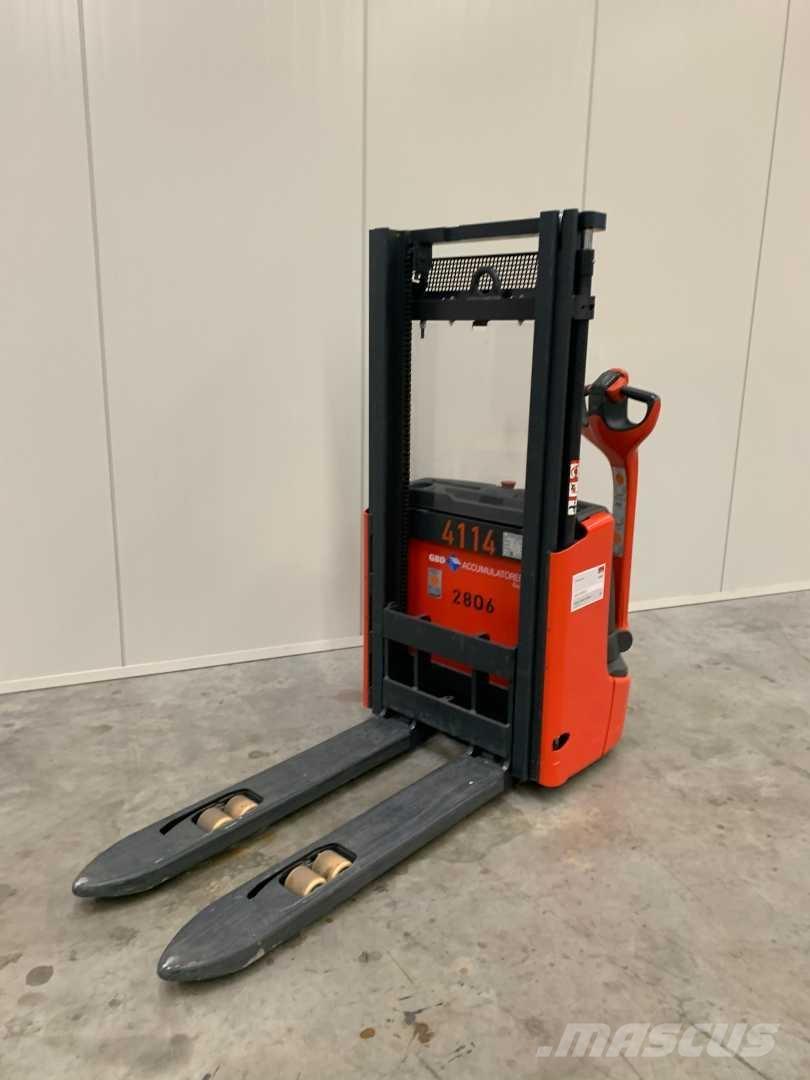 Linde L10B Meeloop stapelaar