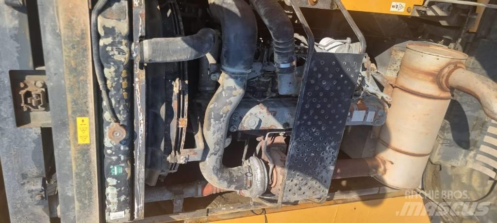 CASE CX 460 LC Rupsgraafmachines