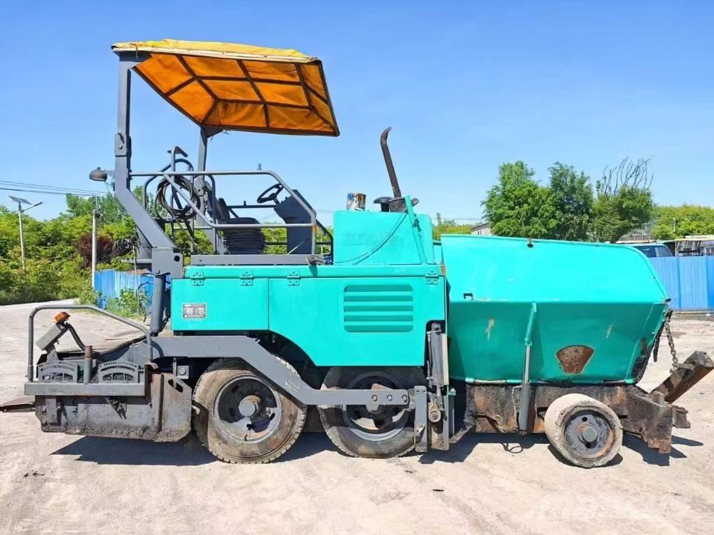 XCMG RP 453 L Asfaltafwerkmachines