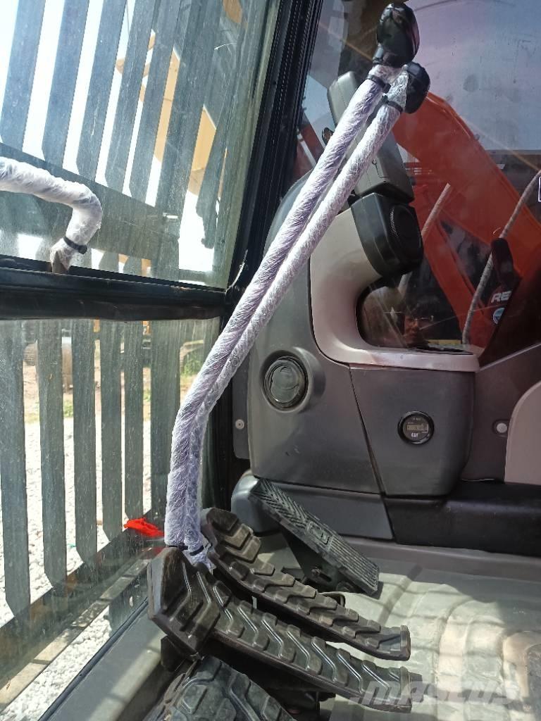 CAT 320D2 Rupsgraafmachines