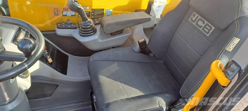 JCB 542-70 Agri Xtra Verreikers