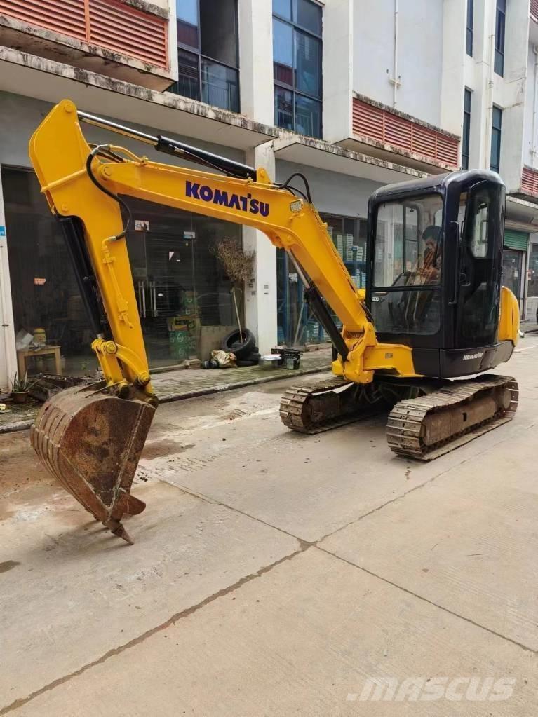 Komatsu PC 35MR-8 Minigraafmachines < 7t