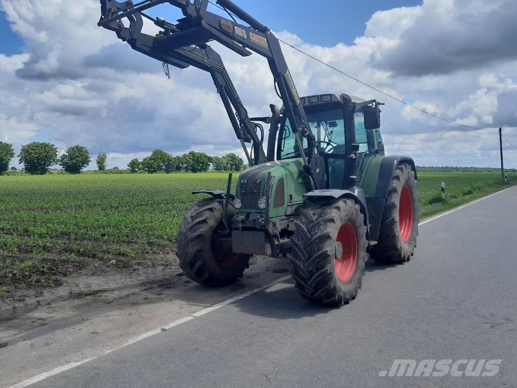Fendt 712 Vario Tractoren