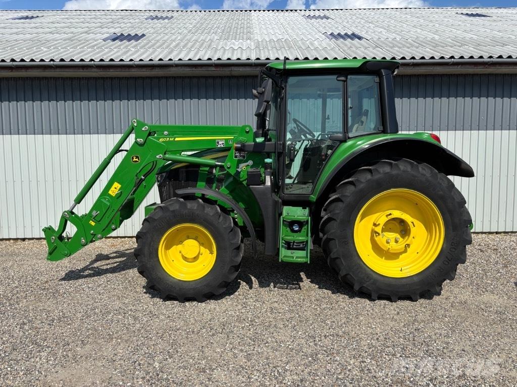 John Deere 6120 M Tractoren