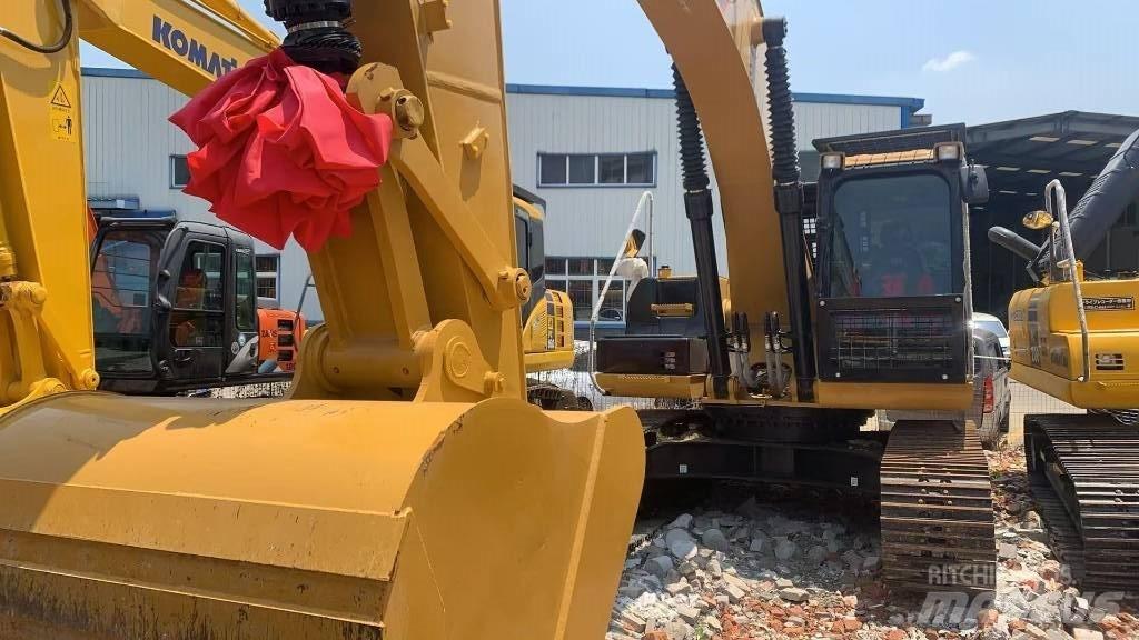 CAT 326D Rupsgraafmachines
